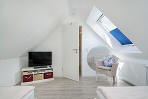 2 Schlafzimmer, Bügeleisen/Bügelbrett, Reisekinderbett, kostenloses WLAN