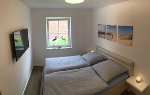 2 Schlafzimmer, Bügeleisen/Bügelbrett, kostenloses WLAN