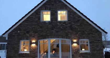 Sehr Hochwertiges Ferienhaus Direkt am Wariner See
