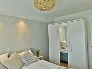 2 Schlafzimmer, Bügeleisen/Bügelbrett, kostenloses WLAN