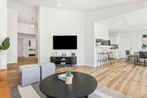 TV, fireplace, offices