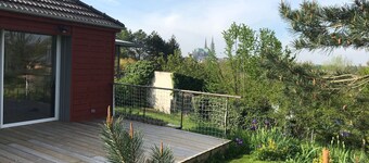 Quiet house in Chartres with terrace, garden, and wheelchair accessible