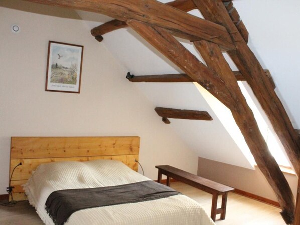 4 habitaciones, wifi gratis y ropa de cama 