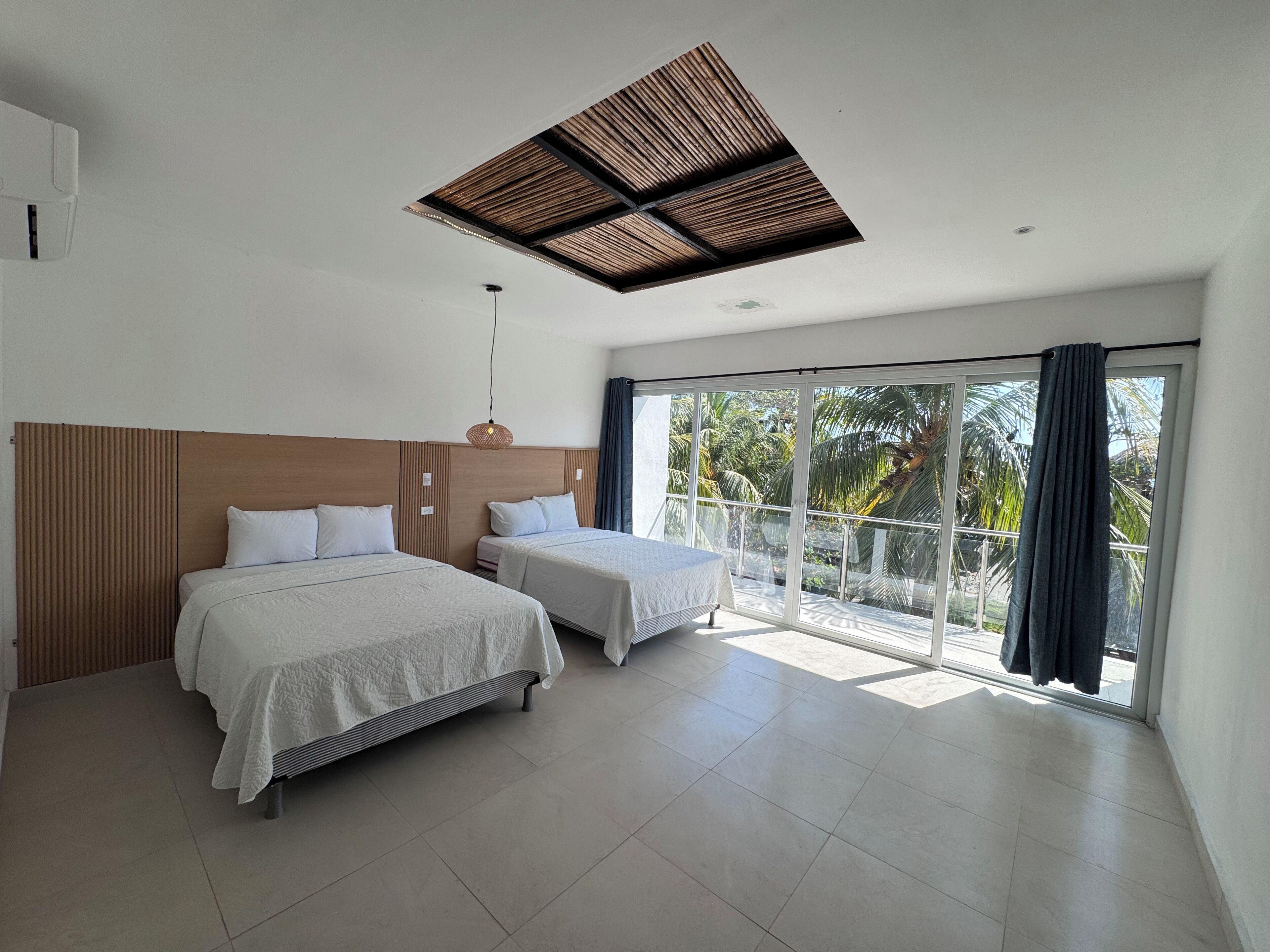 Quarto júnior | Edredons de pluma, Wi-Fi de cortesia, roupa de cama