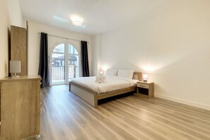 1 bedroom, desk, iron/ironing board, free WiFi