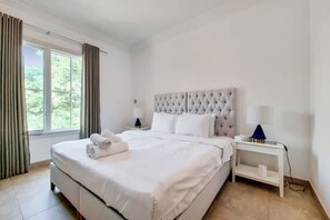 3 dormitorios, escritorio, tabla de planchar con plancha y wifi gratis