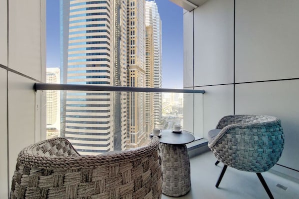 Property grounds - 2212 Torch Tower, Dubai Marina (Dubai Marina)