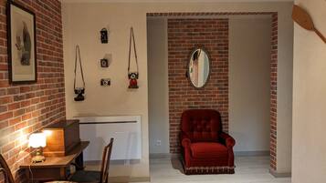 3 chambres, bureau, Wi-Fi gratuit, draps fournis