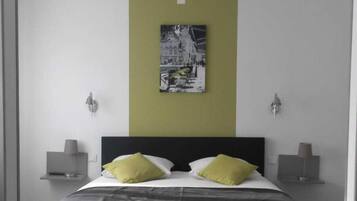 1 chambre, bureau, lit parapluie, Wi-Fi gratuit