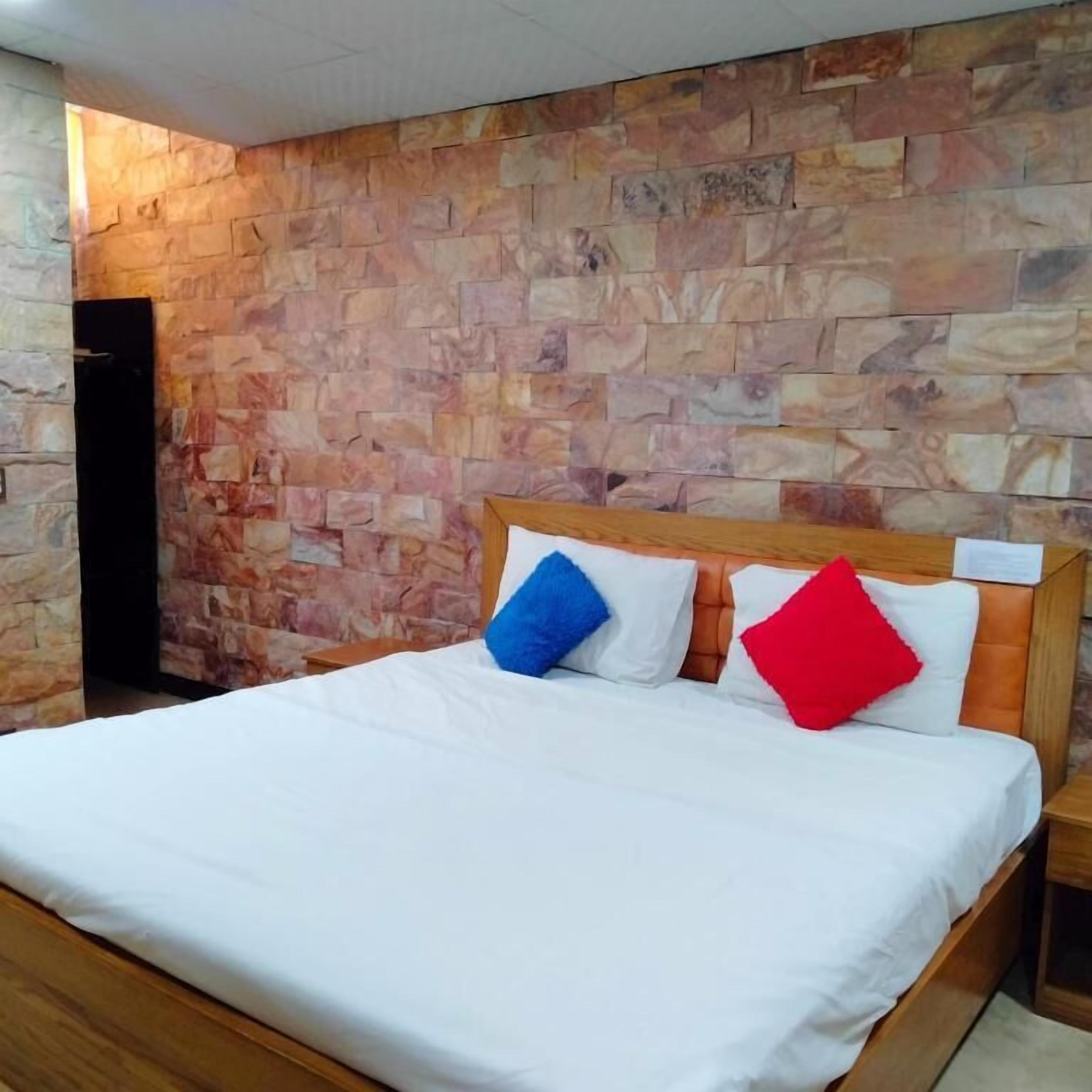 豪華客房 | 熨斗/熨衫板、免費 Wi-Fi、床單