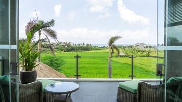 Luxury Villa | Terrace/patio