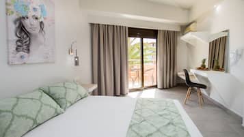 Deluxe Double | Free WiFi