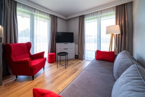 Apartment (B1) | Wohnbereich | Flachbildfernseher