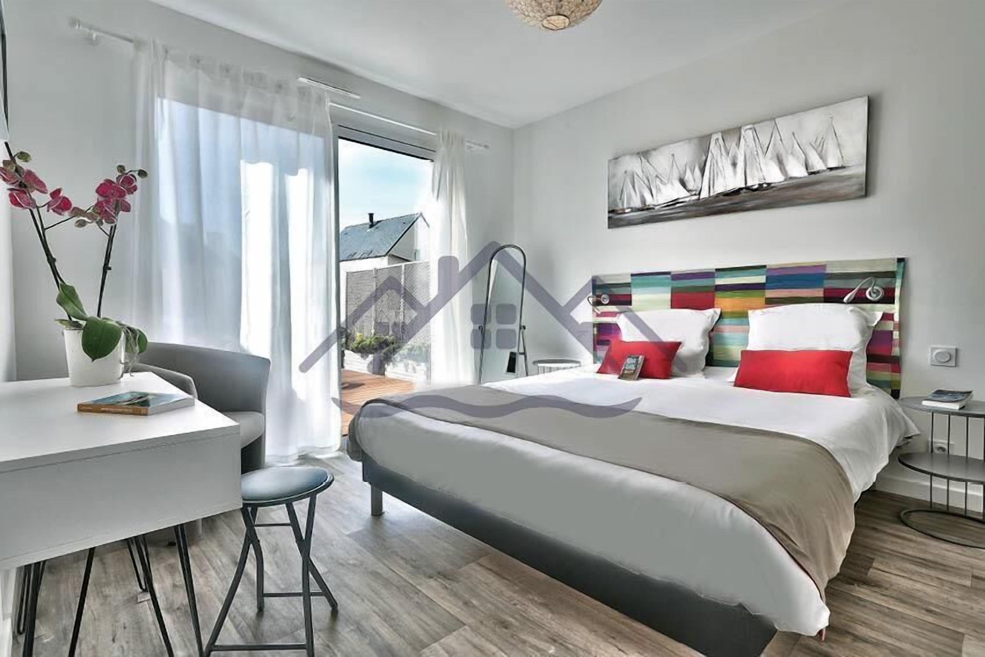 3 chambres, lit parapluie, accès Internet