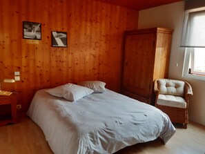3 chambres, fer et planche Ă repasser, lit parapluie, Wi-Fi gratuit