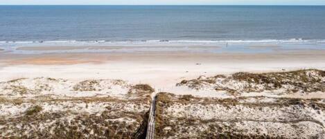 Beach nearby, beach towels