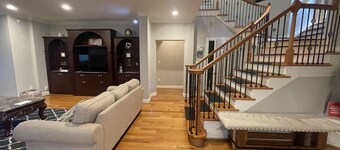 TAK Minimansion - Houston Downtown