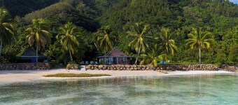 Fare Matairoa - 2BR Beach Cottage