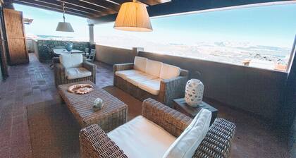 SPACIOUS APARTMENT WITH BREATHTAKING VIEWS