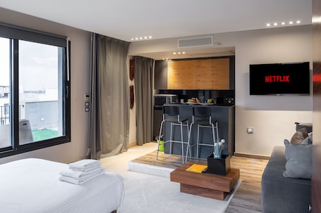 2 habitaciones, decoración personalizada y muebles diferentes