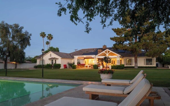 Pool - Chateau D`Arcadia - A French Inspired Luxury Home (Scottsdale)