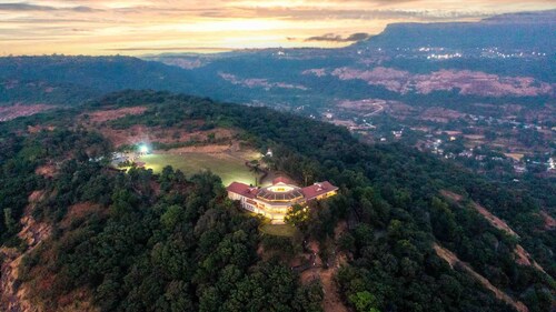 Amã Stays & Trails Whispering Heights, Pawna Lake, Lonavala