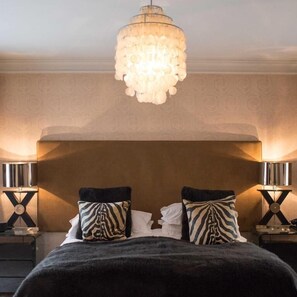 Hochwertige Bettwaren, Betten mit Memory-Foam-Matratzen