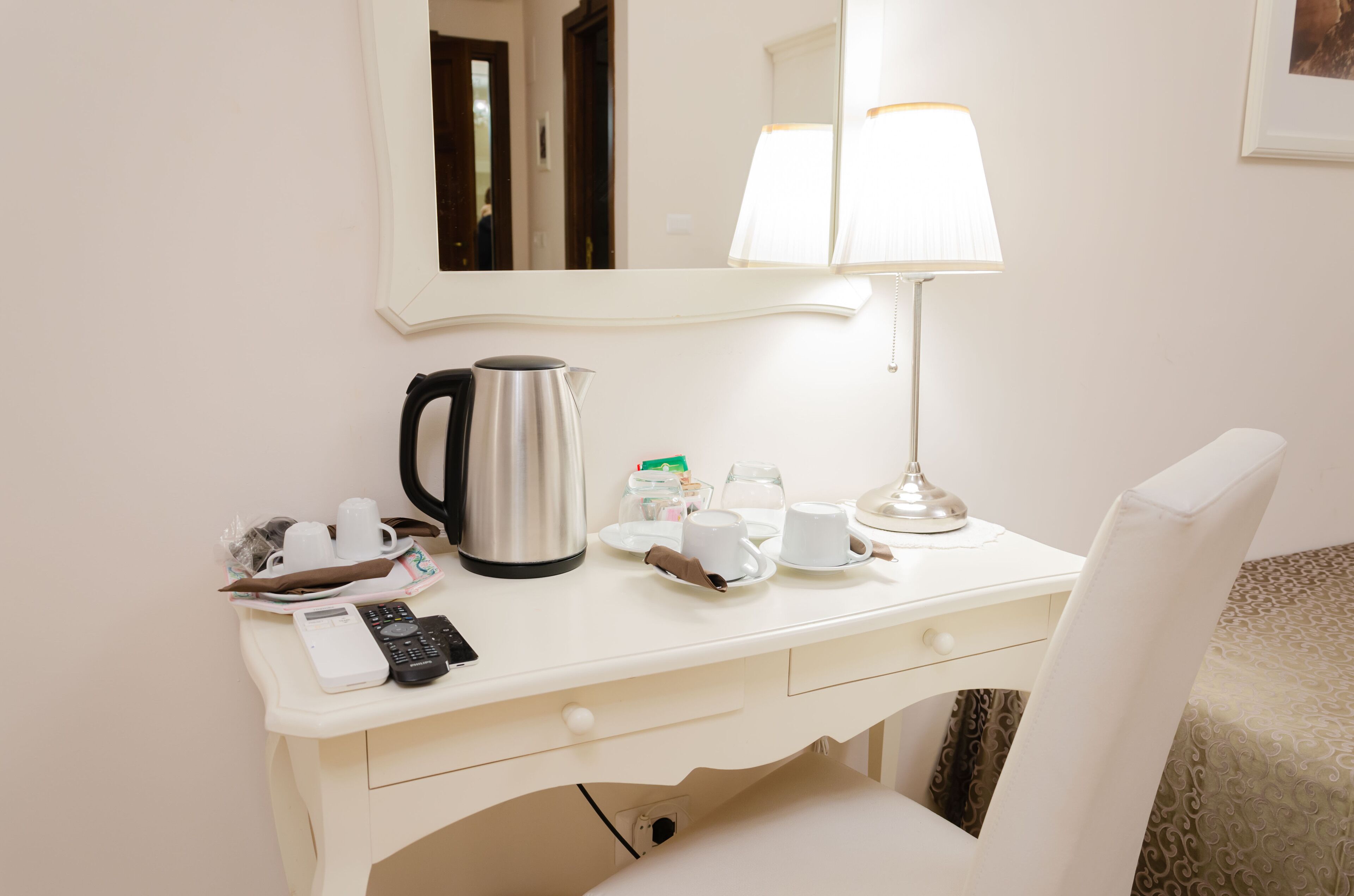 Standard Triple Room | Minibar, in-room safe, desk, laptop workspace