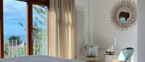 4 عدّة غرف نوم ومكواة/لوح كي وواي فاي مجانًا وملاءات أسرّة