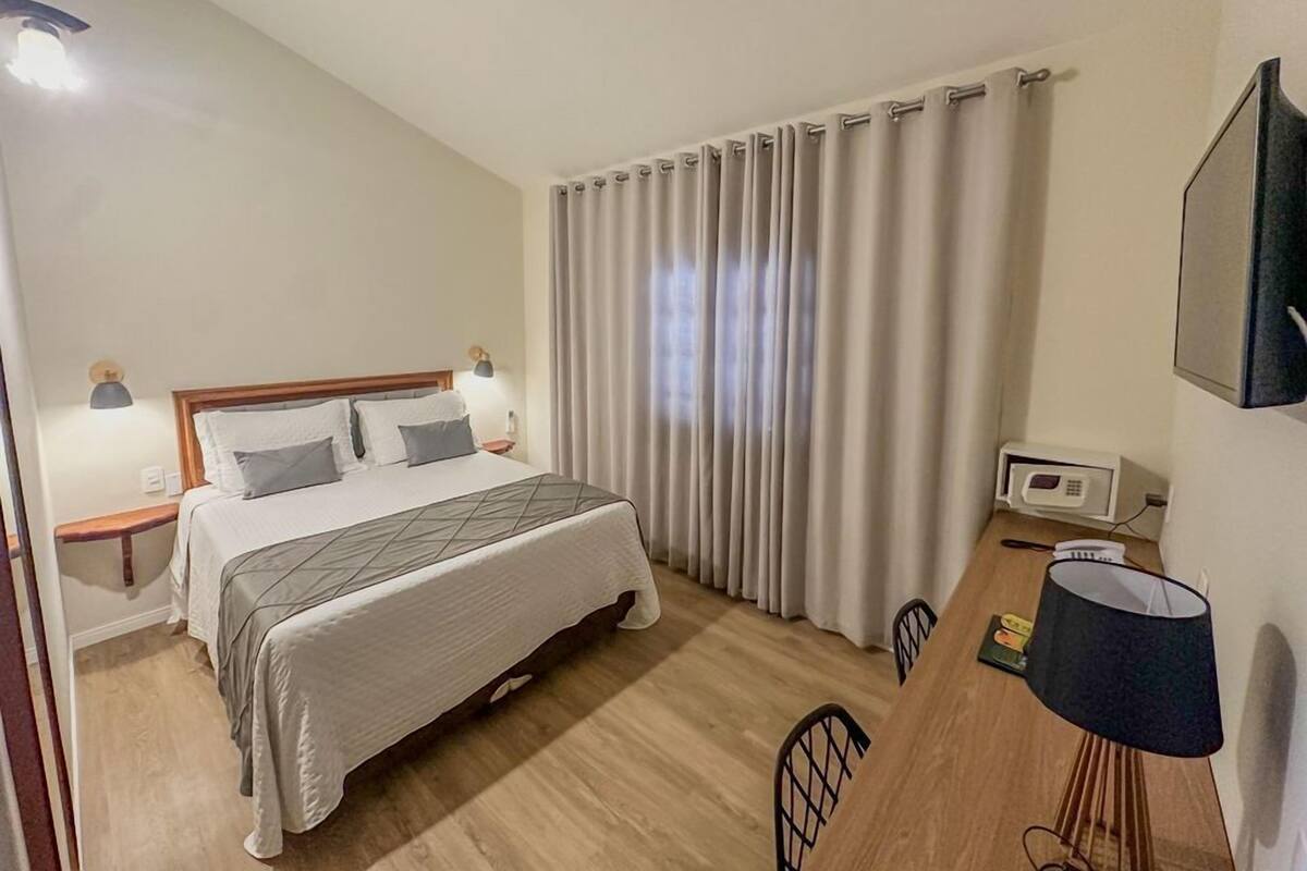 Quarto casal lua de mel | Frigobar, cofres nos quartos, Wi-Fi de cortesia, roupa de cama