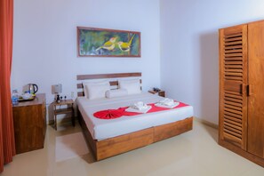 3 chambres, Wi-Fi gratuit, draps fournis