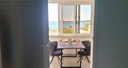 House 110sqm 60m to the beach 2 terraces in front of and behind the house