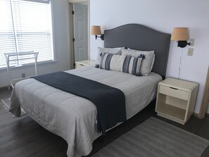 4 bedrooms, Internet - Holland House - Oceanfront, Dog Friendly (Pawleys Island)