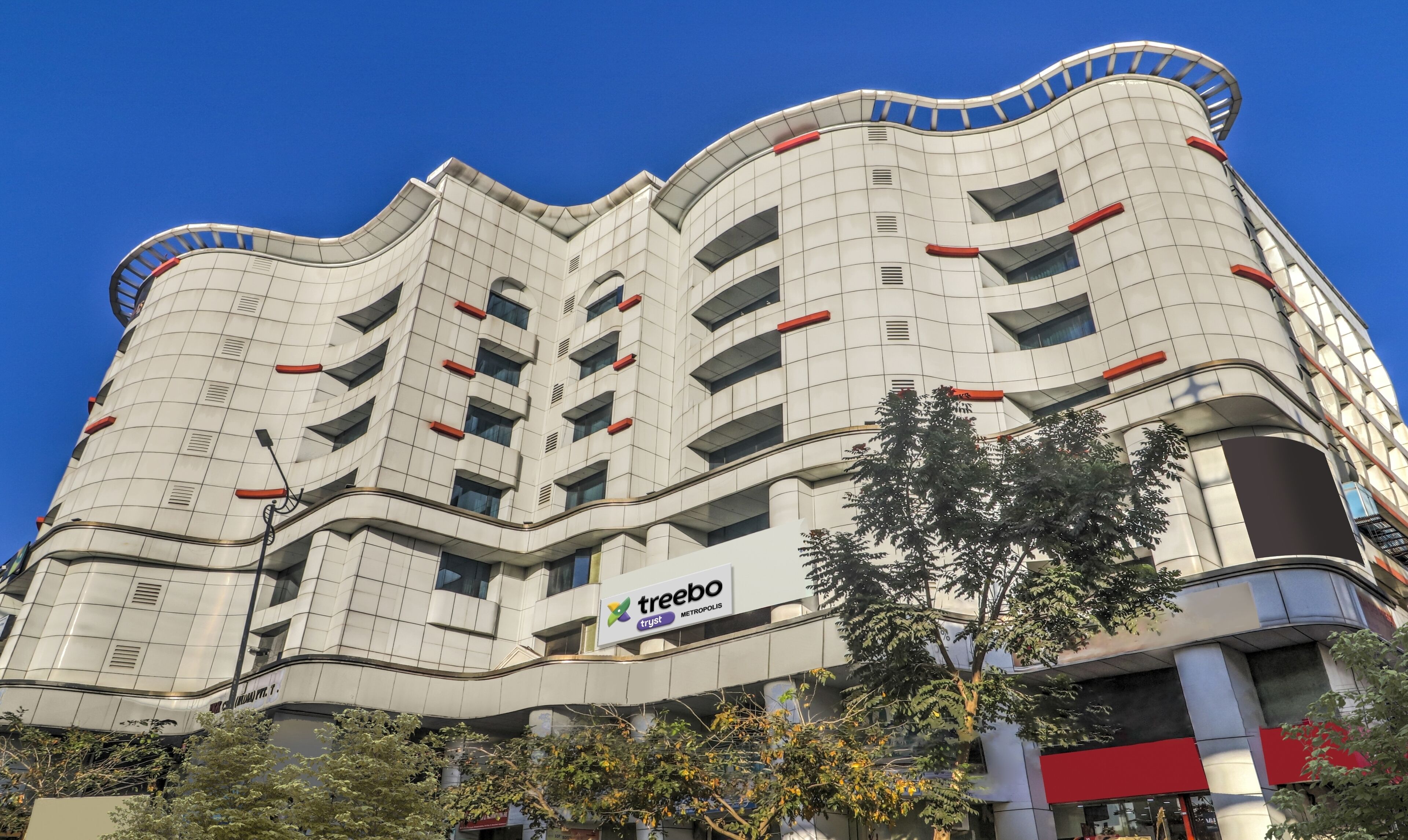 Photo - Treebo Premium Metropolis
