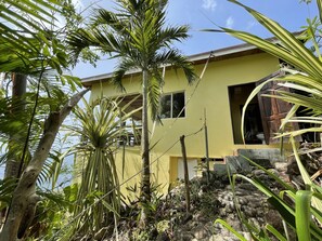 Exterior - Treetop Eco Apartment - Treehouse Marigot Bay (Castries)