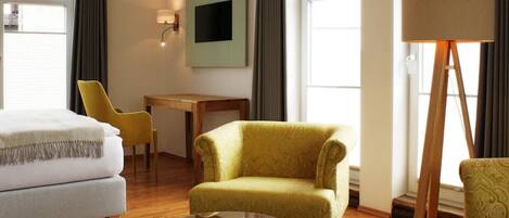 1 bedroom, desk, free WiFi, bed sheets