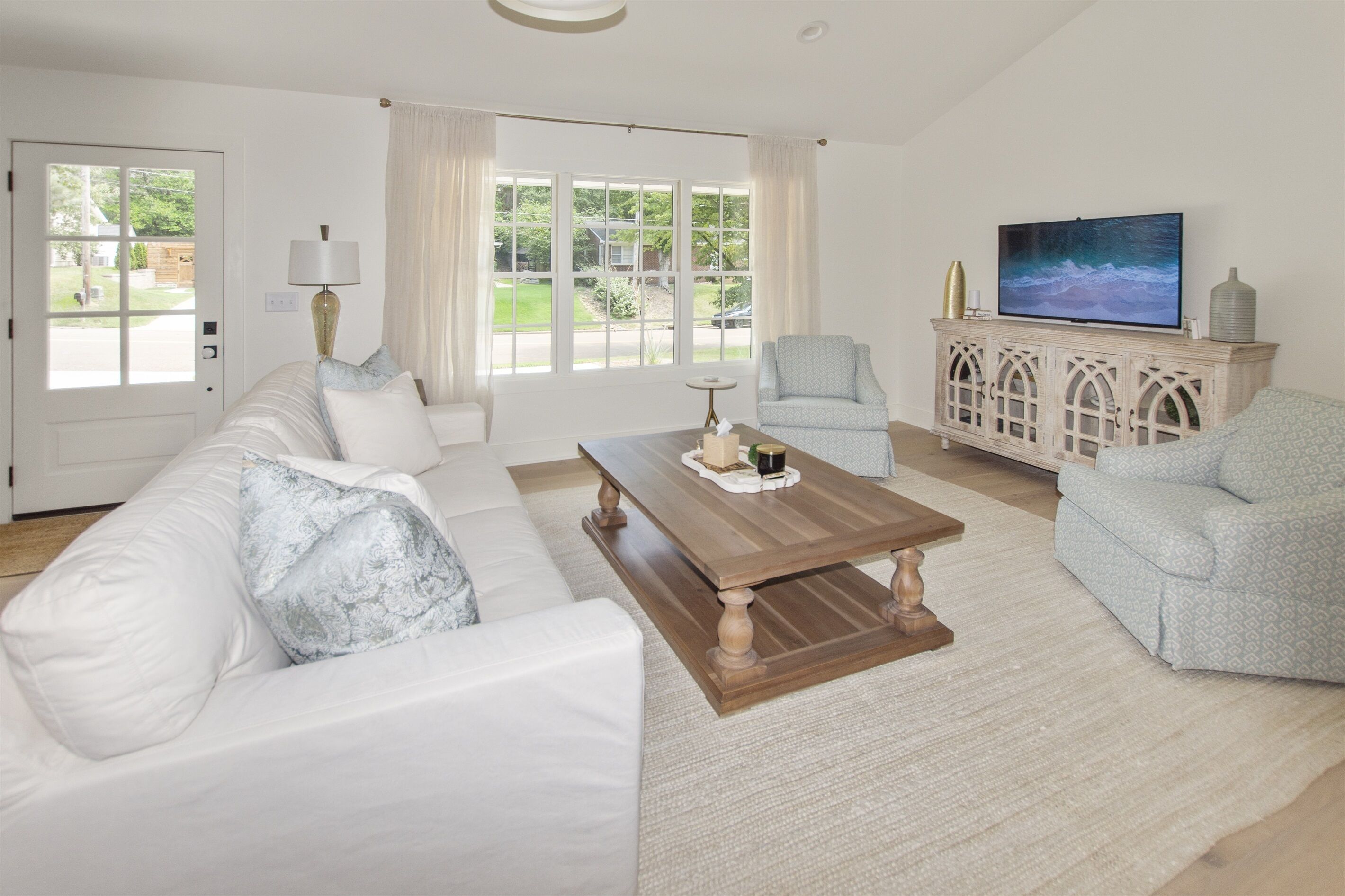 Fully Renovated, Luxe Home off the Square - 3 Kings!