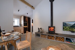 Dining - The Coach House - Lyth Valley by LetMeStay (Kendal)