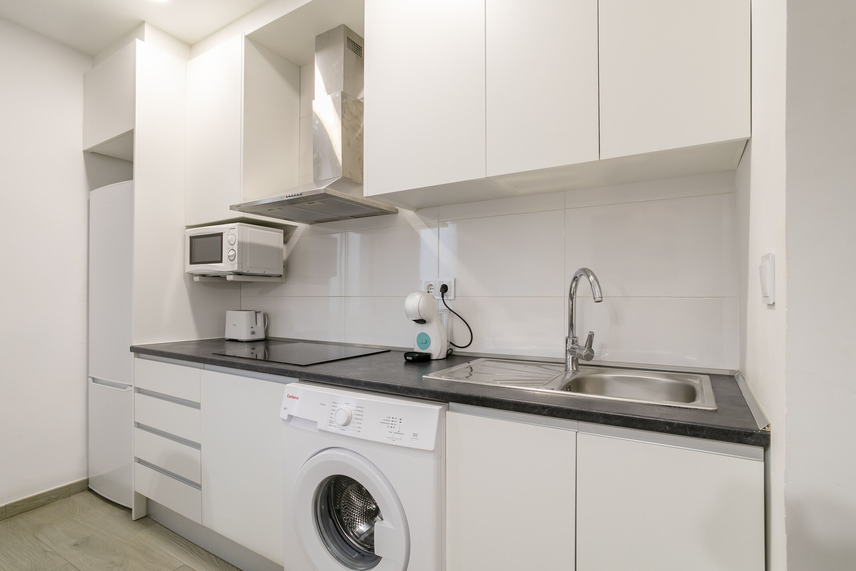 Fridge, microwave, stovetop, coffee/tea maker