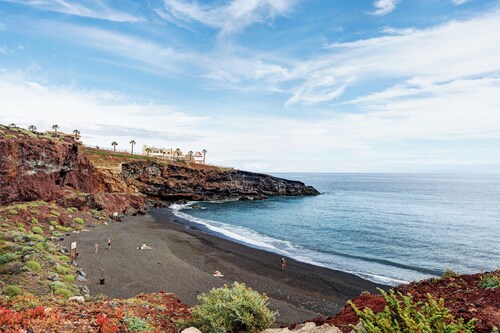 Country House 'Lucrecia' with Sea View, Private Pool and Wi-Fi