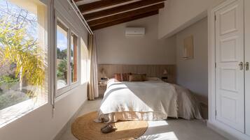 7 habitaciones, tabla de planchar con plancha y wifi gratis