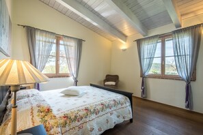2 Schlafzimmer, Bügeleisen/Bügelbrett, kostenloses WLAN