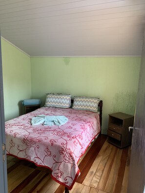 5 habitaciones, wifi y ropa de cama 