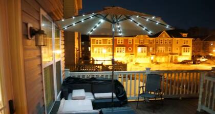 HiddenParadise in Scenic community, mins to attractions & WaterFront. Sleeps 9