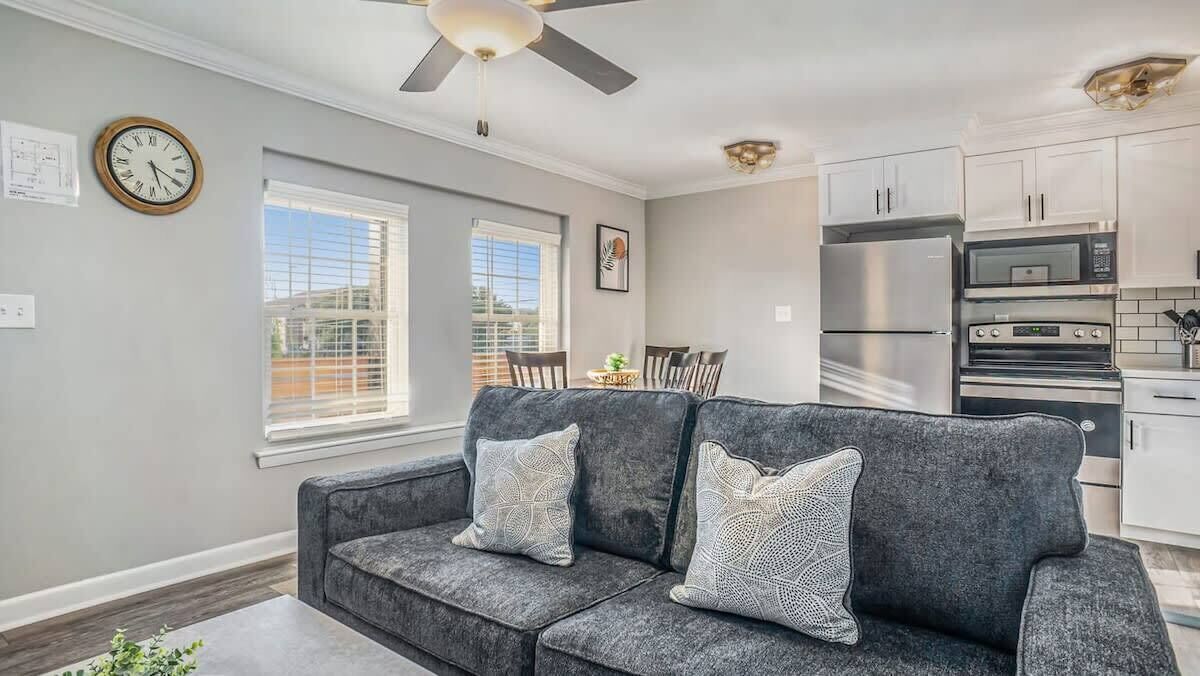 Sand Dune Suite Six S
