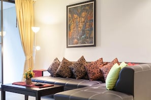 Living area - Bangtao Beach Garden (Choeng Thale)