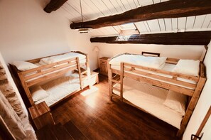 2 chambres, fer et planche à repasser, Wi-Fi gratuit