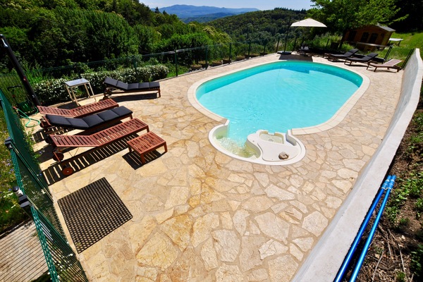 Heated swimming pool