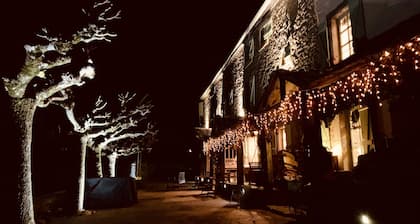 La Chataigne - Cosy gite with panoramic mountain views, immersed in beautiful nature