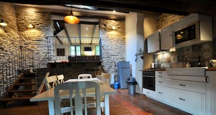 Les Coumayres - family friendly farmhouse, ideal large groups - heated pool, playground and terraces